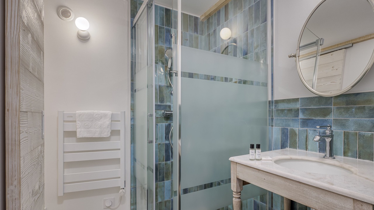 Photo of Bathroom in Menthon-Saint-Bernard