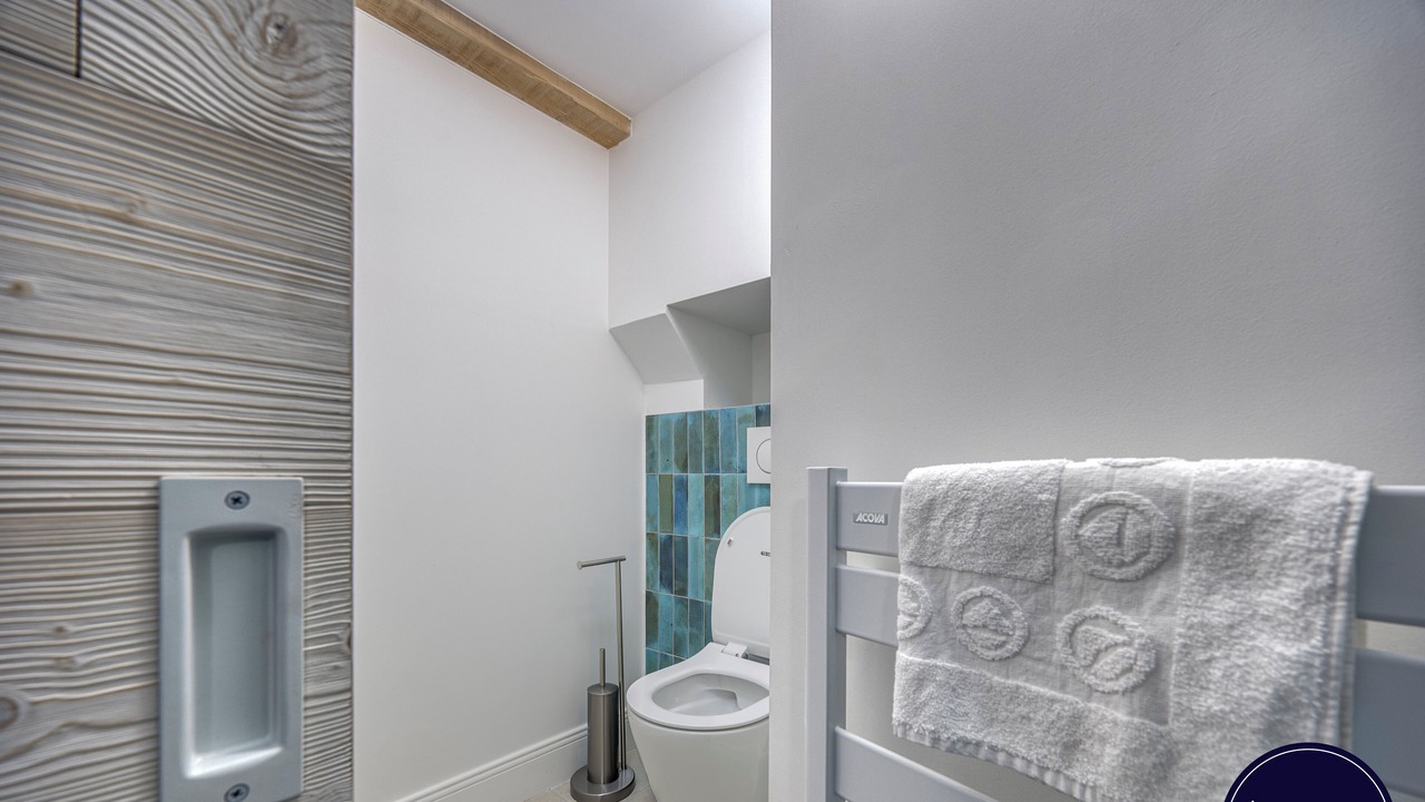 Photo of Bathroom in Menthon-Saint-Bernard