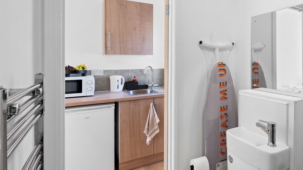 Photo of Others in Woodside