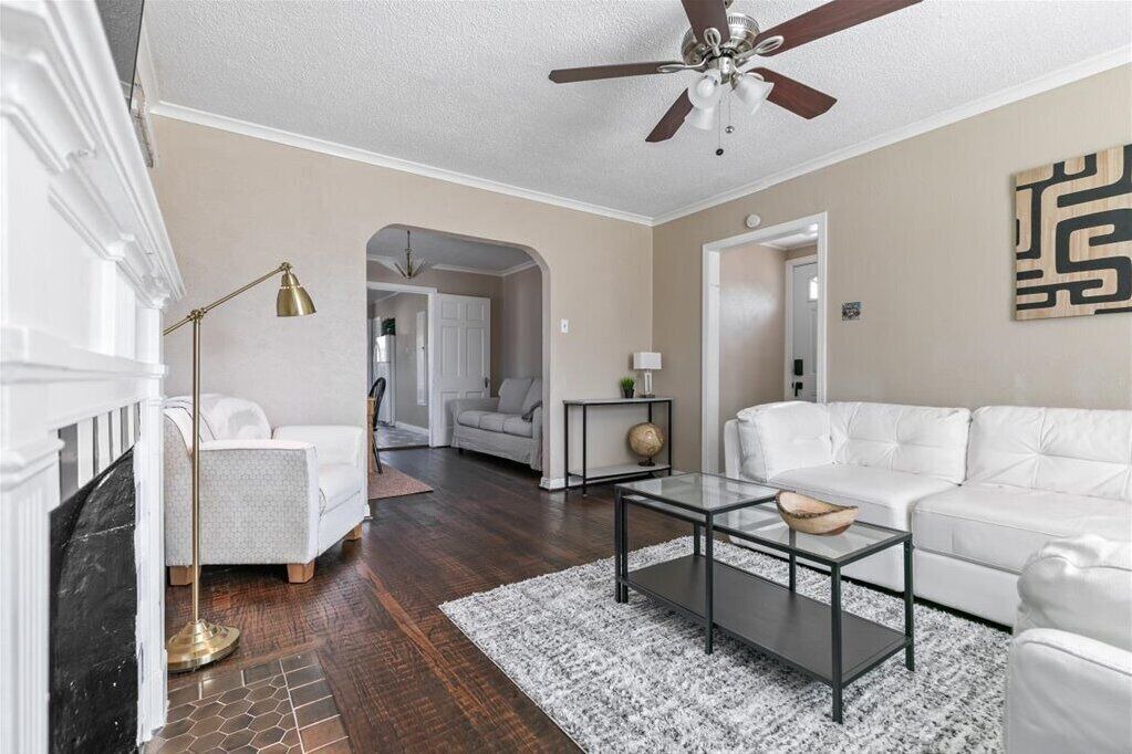 Photo of Livingroom in Richardson