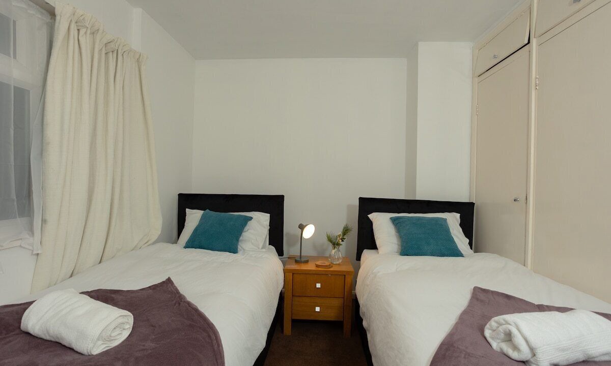 Photo of Others in Warwick