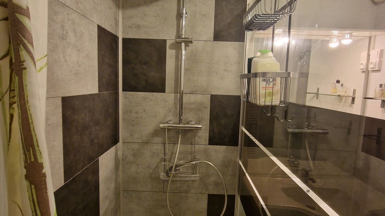 Photo of Bathroom in Cerbere