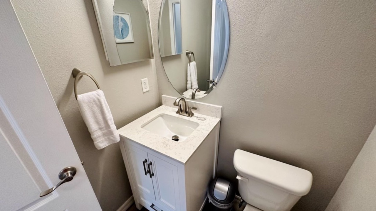 Photo of Bathroom in Lake Davenport Estates