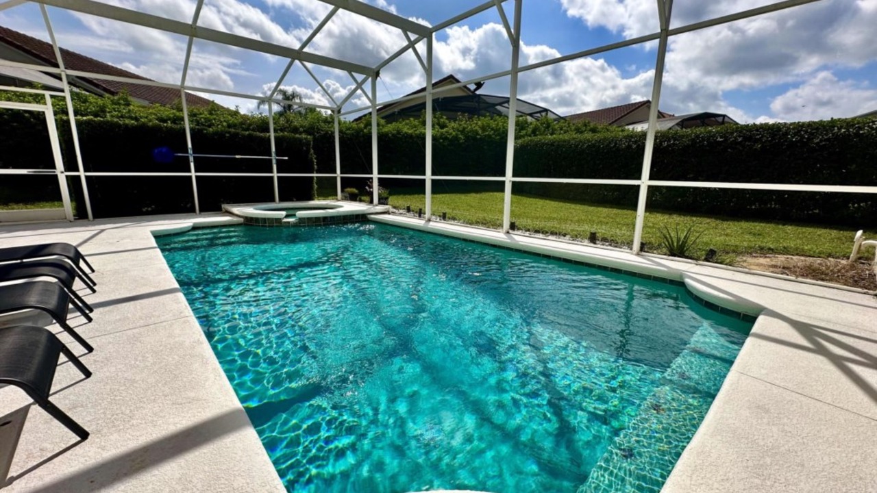 Photo of Outdoor in Lake Davenport Estates