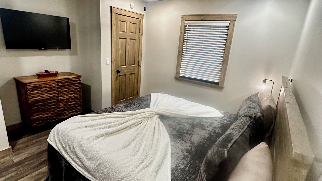 Photo of Bedroom in Parthenon