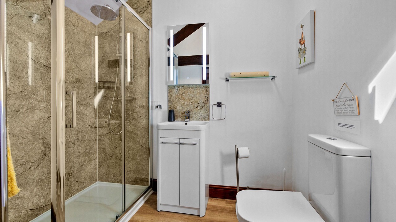 Photo of Bathroom in Holsworthy