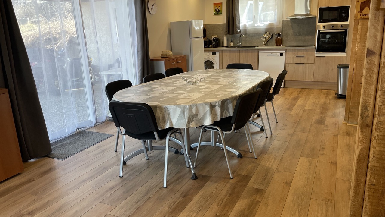 Photo of Bedroom in Saint-Leger-les-Melezes