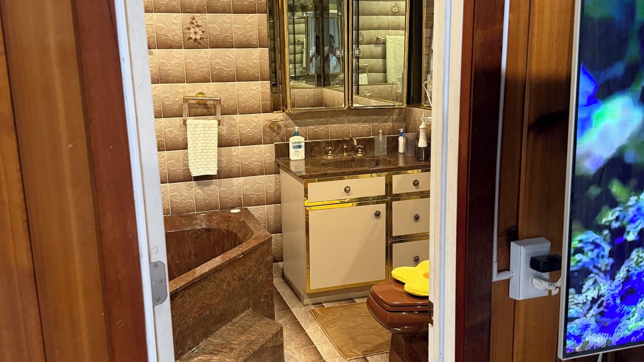 Photo of Bathroom in Miami Gardens