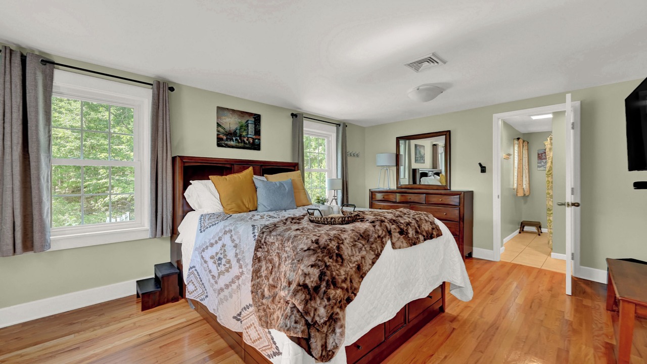 Photo of Bedroom in Highland Falls