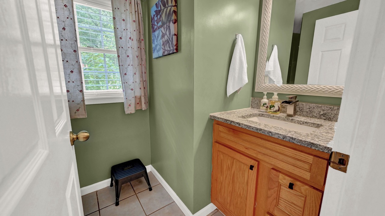 Photo of Bathroom in Middle Hope