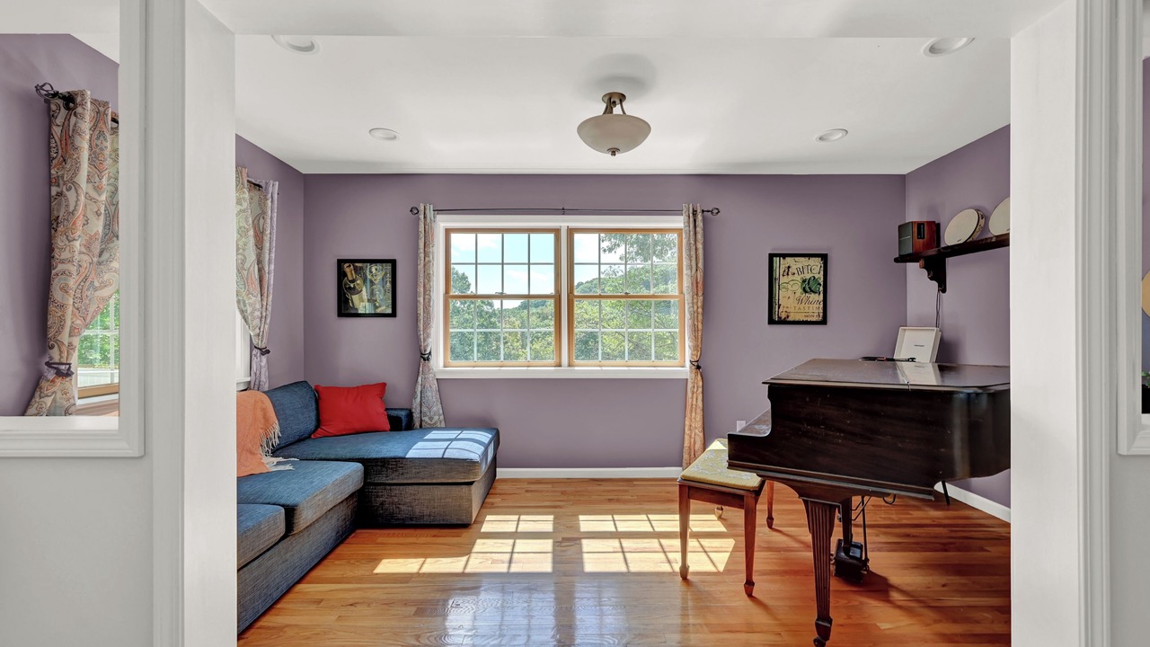 Photo of Others in Middle Hope