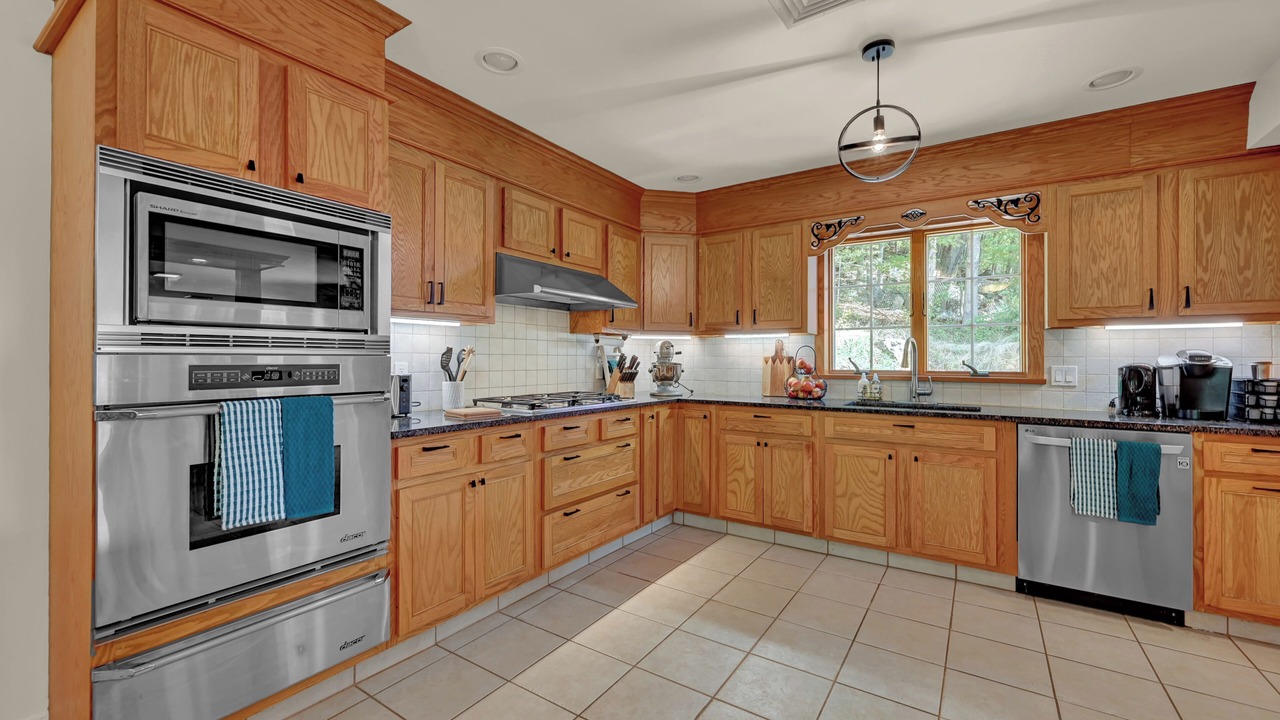 Photo of Kitchen in Middle Hope