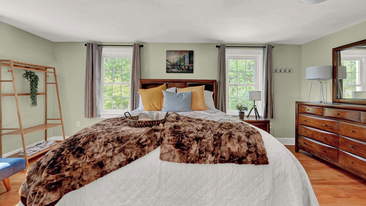 Photo of Bedroom in Middle Hope