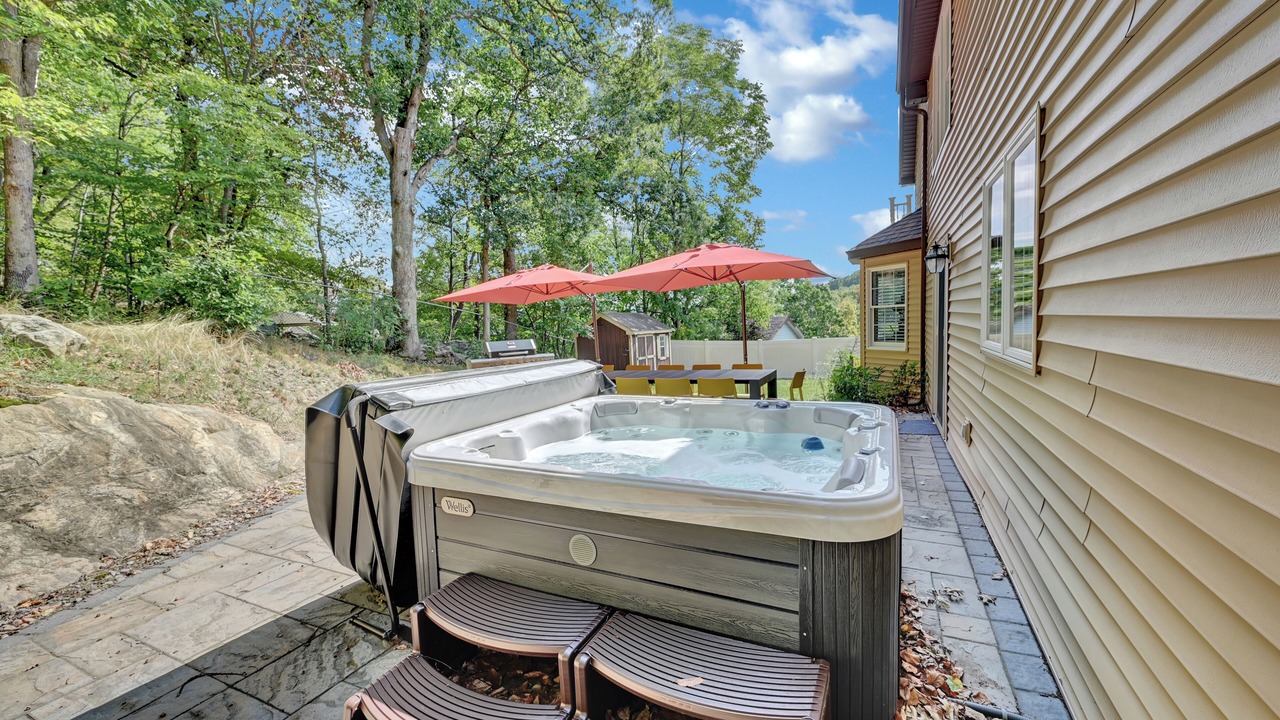 Photo of Patio Balcony in Middle Hope