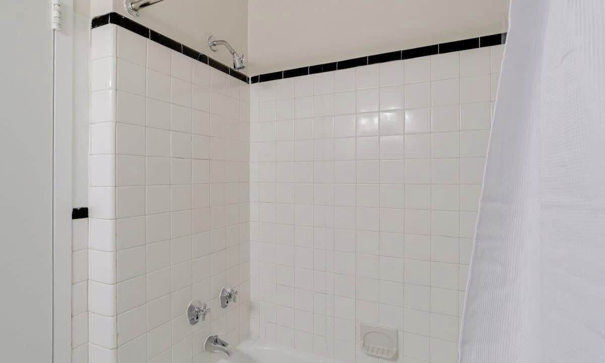 Photo of Bathroom in Downtown Baltimore