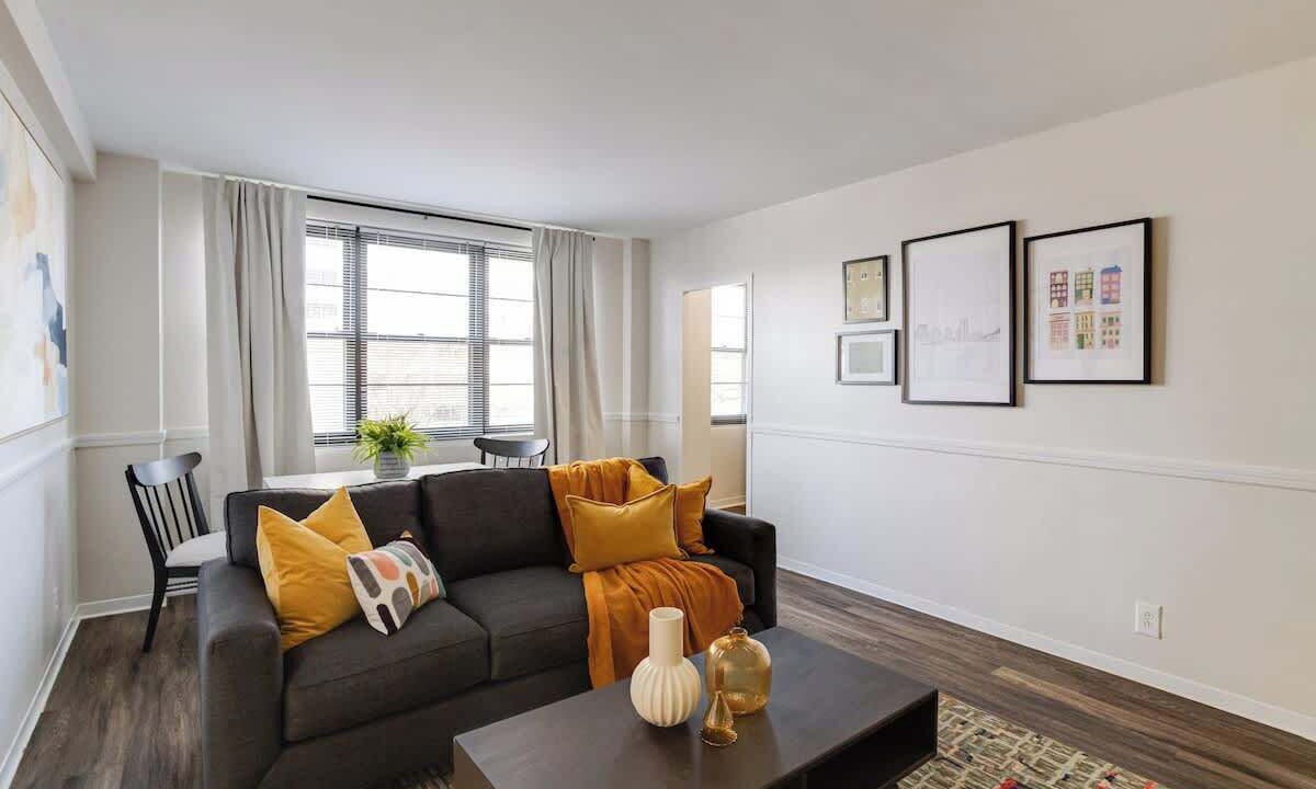 Photo of Livingroom in Downtown Baltimore