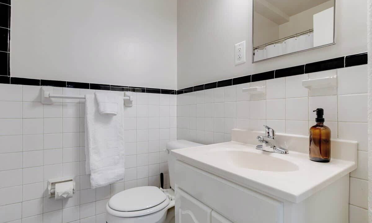 Photo of Bathroom in Downtown Baltimore