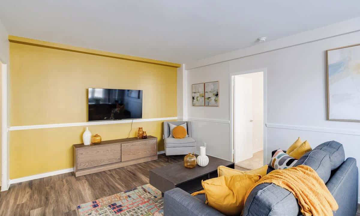 Photo of Livingroom in Downtown Baltimore