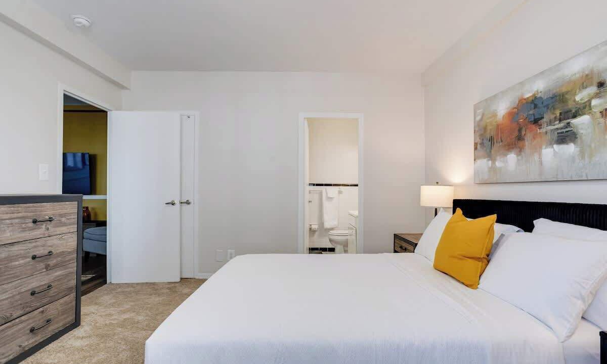 Photo of Bedroom in Downtown Baltimore