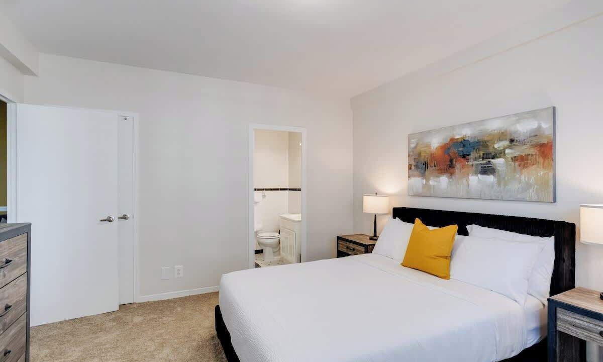 Photo of Bedroom in Downtown Baltimore