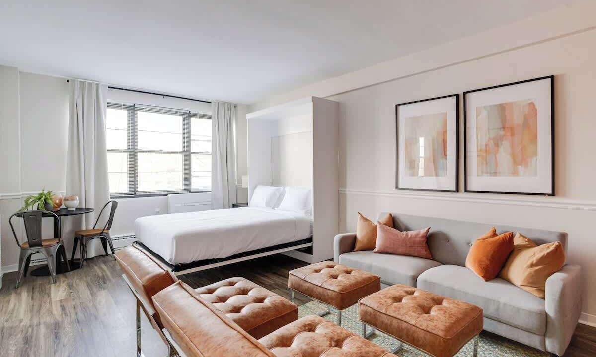 Photo of Livingroom in Downtown Baltimore
