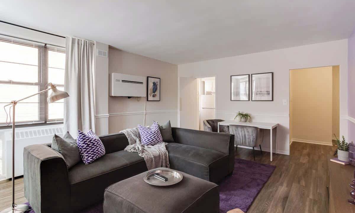 Photo of Livingroom in Downtown Baltimore