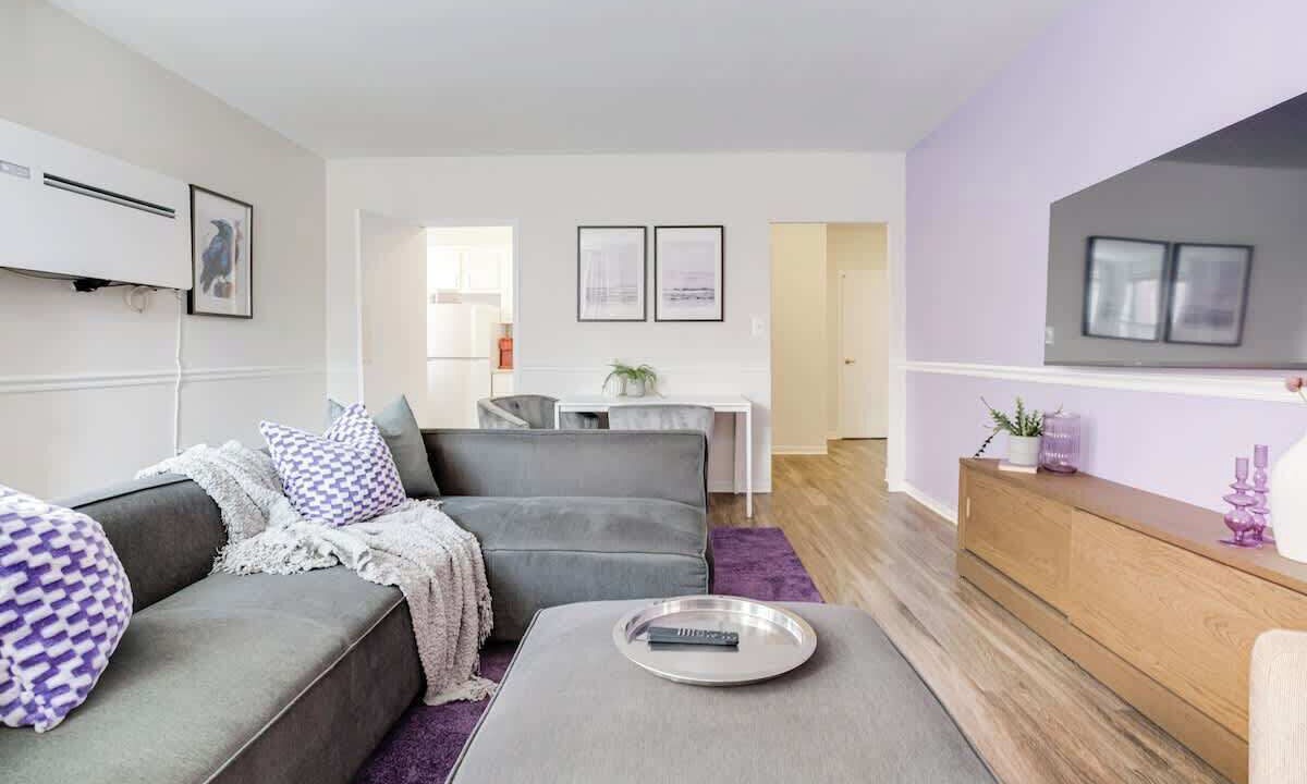 Photo of Livingroom in Downtown Baltimore