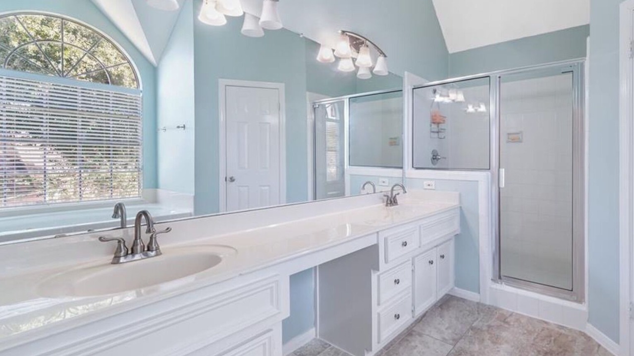 Photo of Bathroom in Atascocita