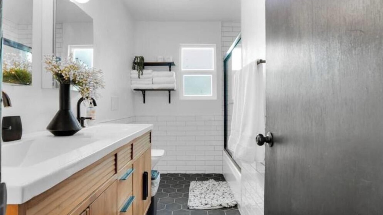 Photo of Bathroom in Pinole