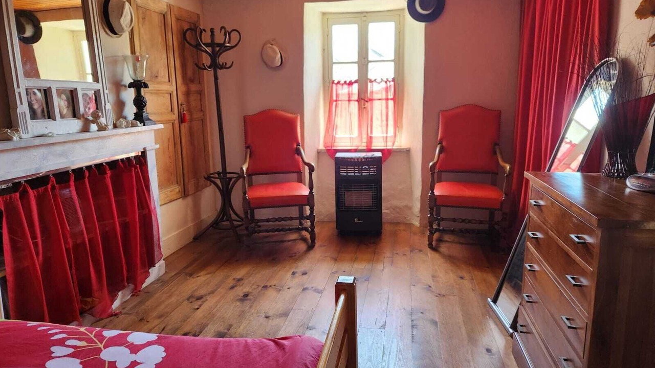 Photo of Bedroom in Cocures