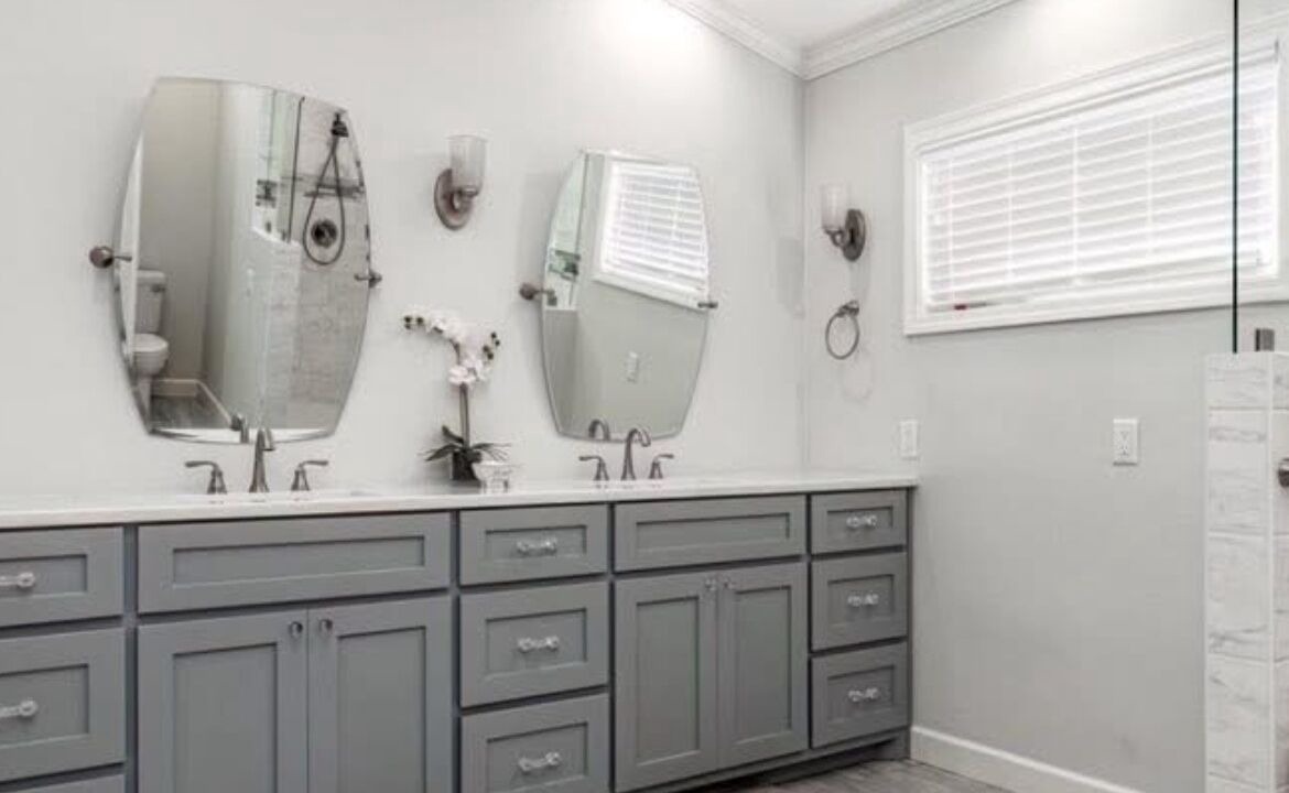 Photo of Bathroom in Hot Springs Village