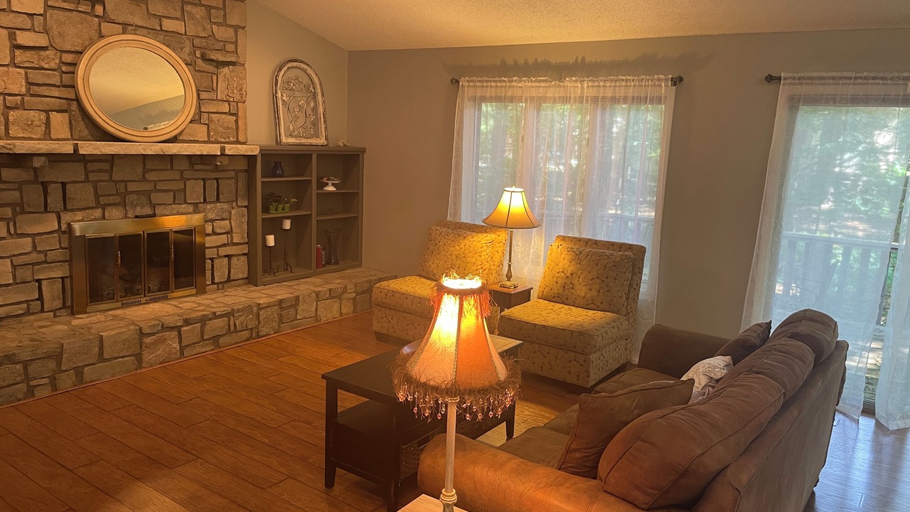 Photo of Livingroom in Hot Springs Village