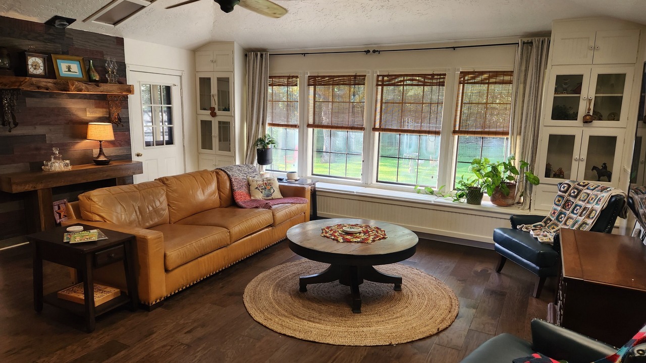 Photo of Livingroom in Gainesville