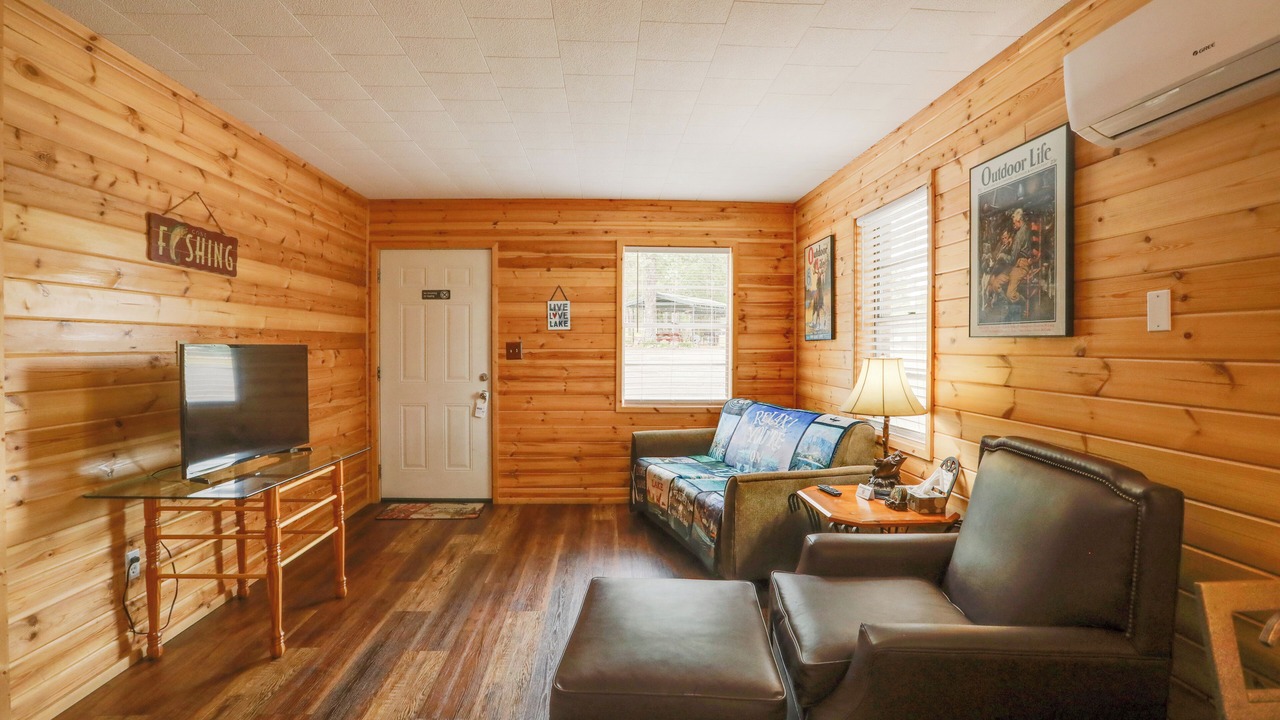 Photo of Livingroom in Greers Ferry