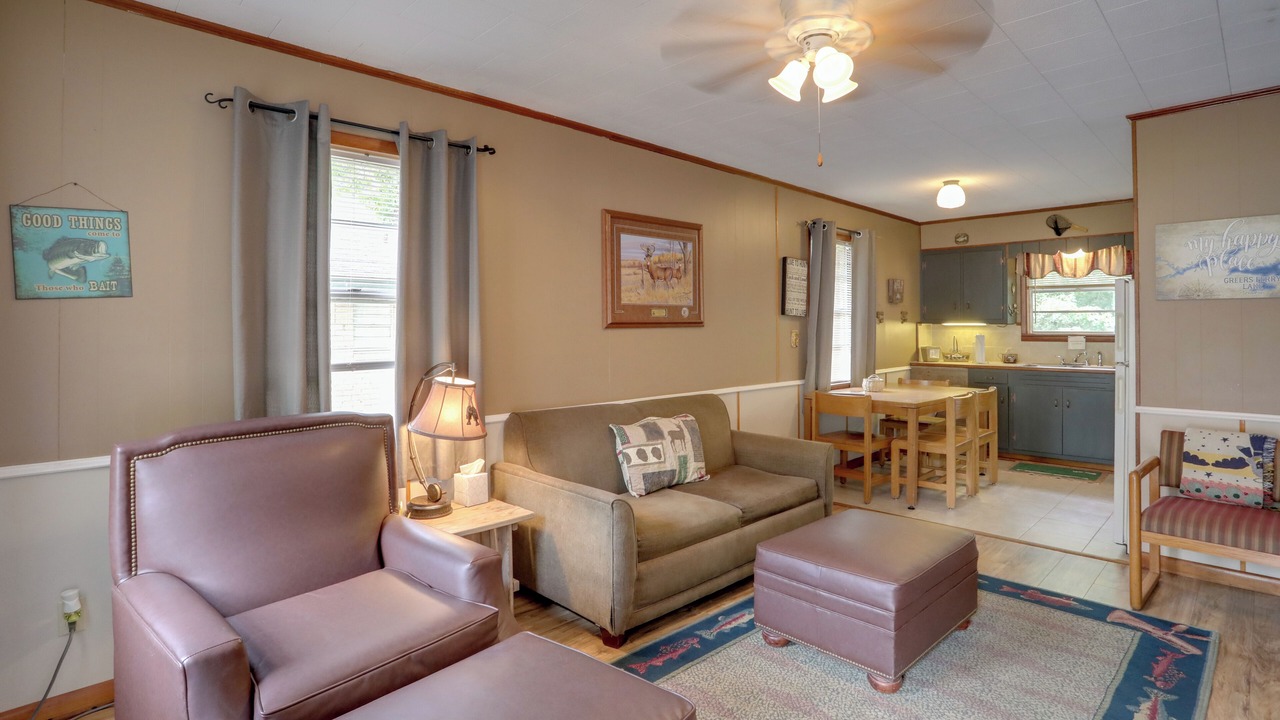 Photo of Bedroom in Greers Ferry