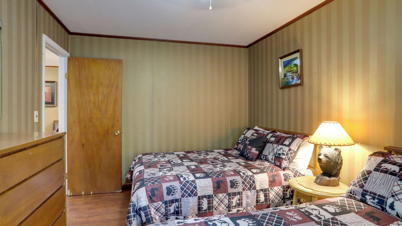 Photo of Bedroom in Greers Ferry