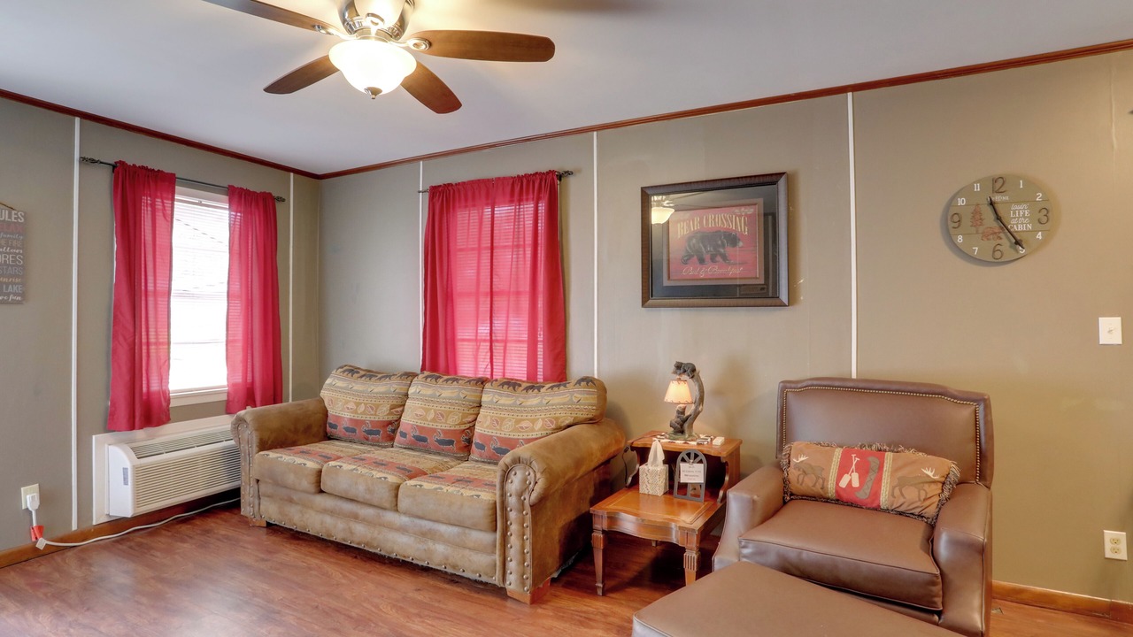 Photo of Livingroom in Greers Ferry