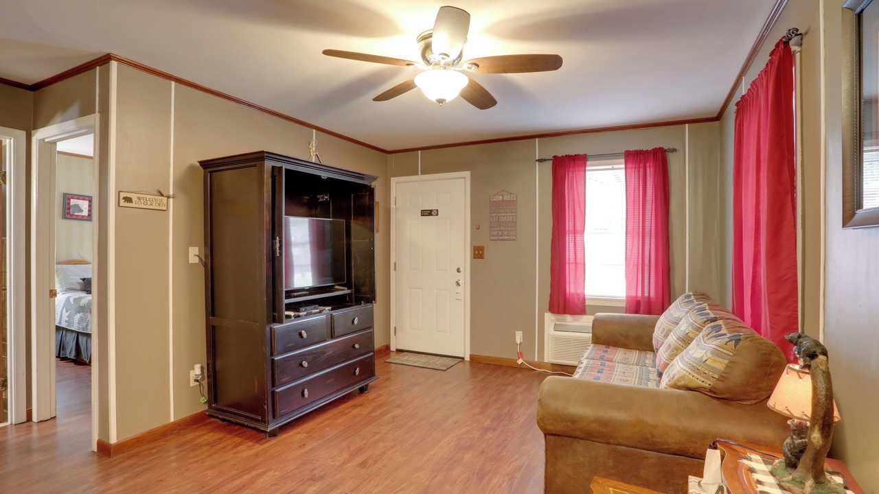 Photo of Livingroom in Greers Ferry