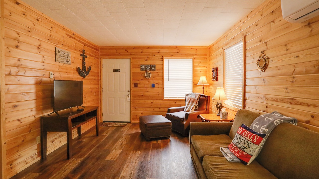 Photo of Livingroom in Greers Ferry
