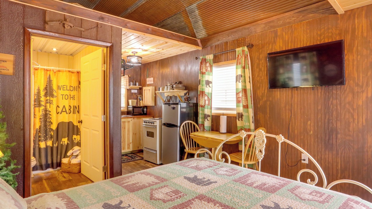 Photo of Bedroom in Greers Ferry