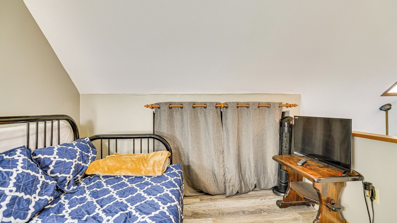 Photo of Bedroom in Jim Thorpe