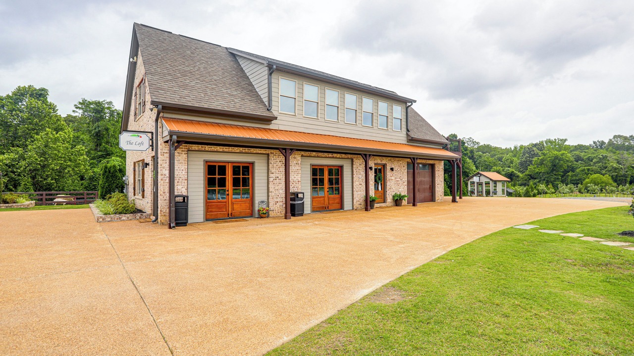 Photo of Outdoor in Hernando