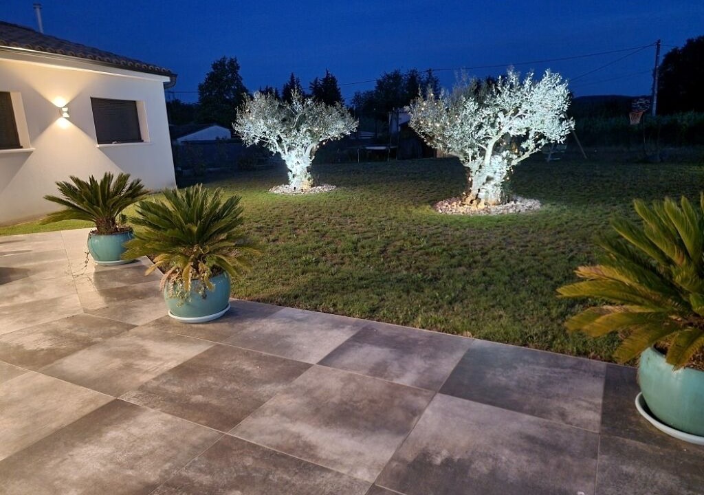 Photo of Outdoor in Saint-Julien-de-Peyrolas
