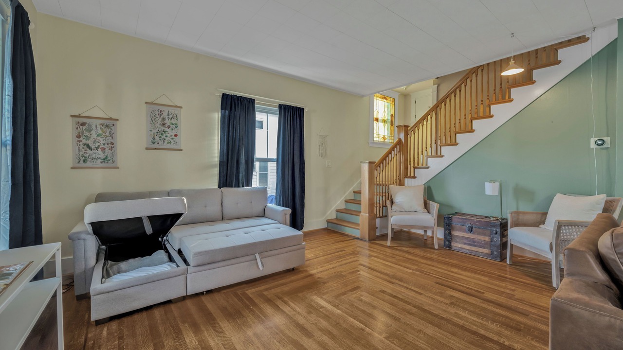 Photo of Livingroom in Webb City
