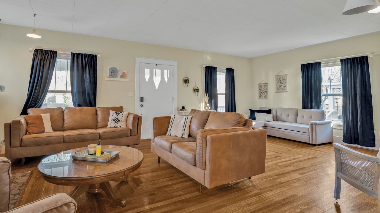 Photo of Livingroom in Webb City