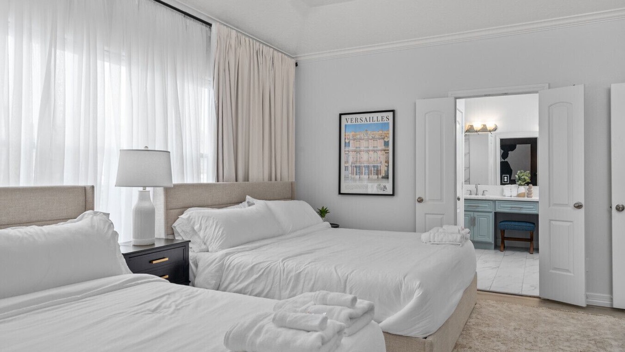 Photo of Bedroom in Greater Fondren Southwest
