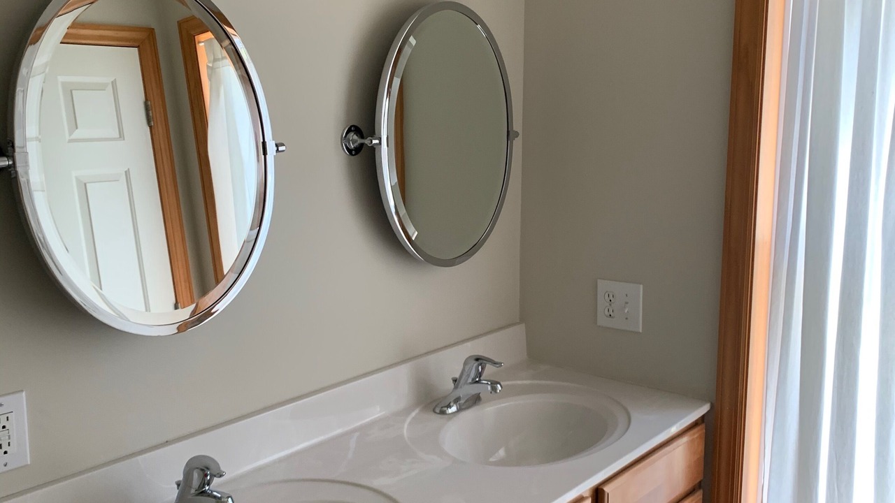Photo of Bathroom in Speculator