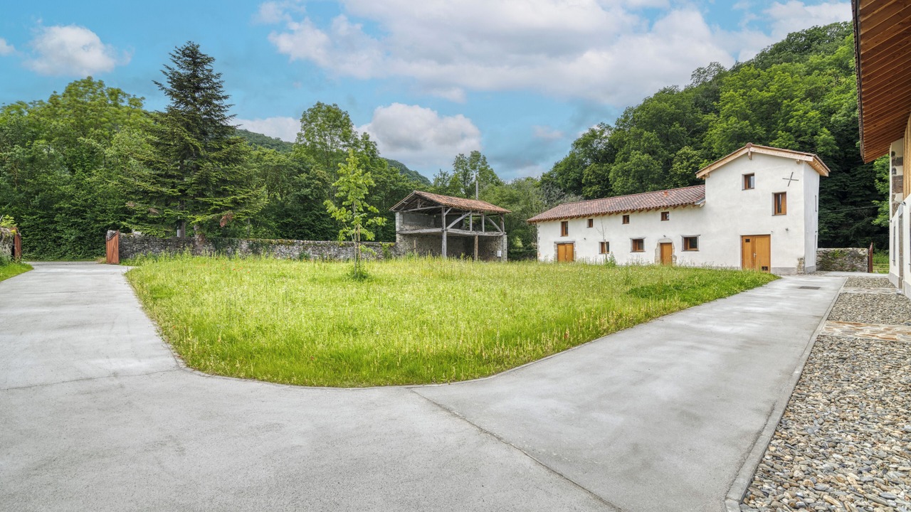 Photo of Outdoor in Saint-Bertrand-de-Comminges