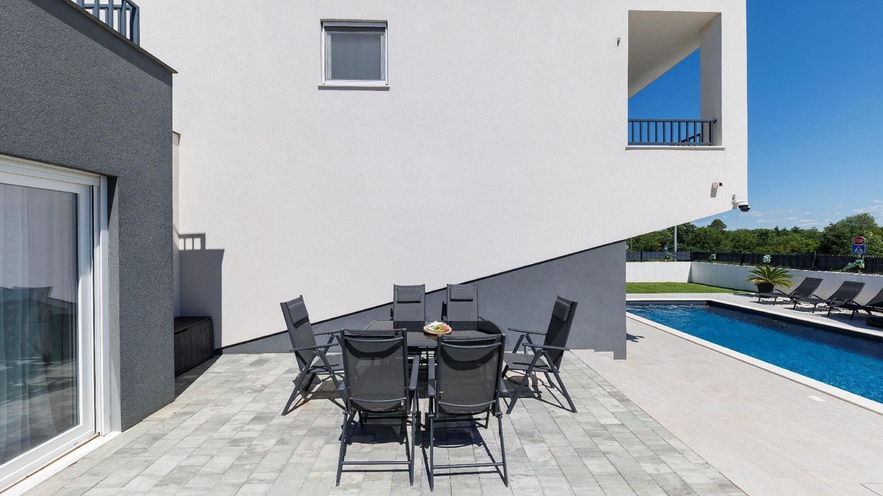 Photo of Outdoor in Lovinac