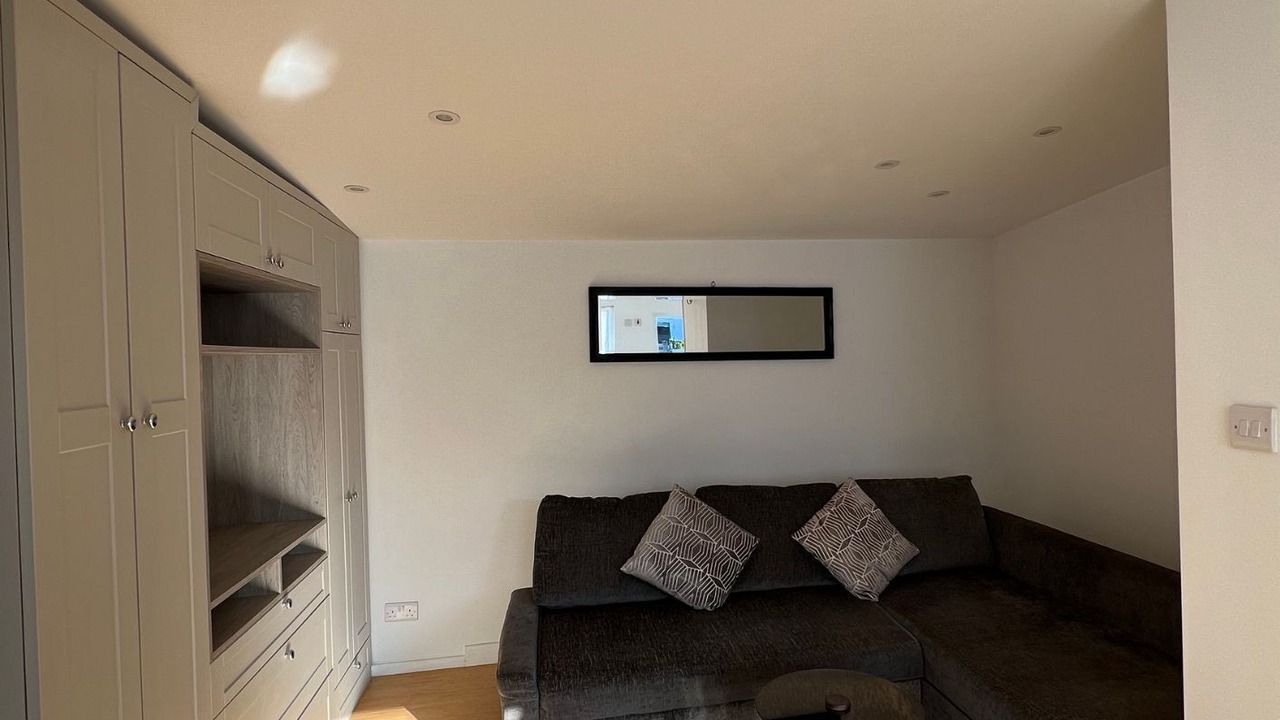 Photo of Livingroom in Greenford Broadway